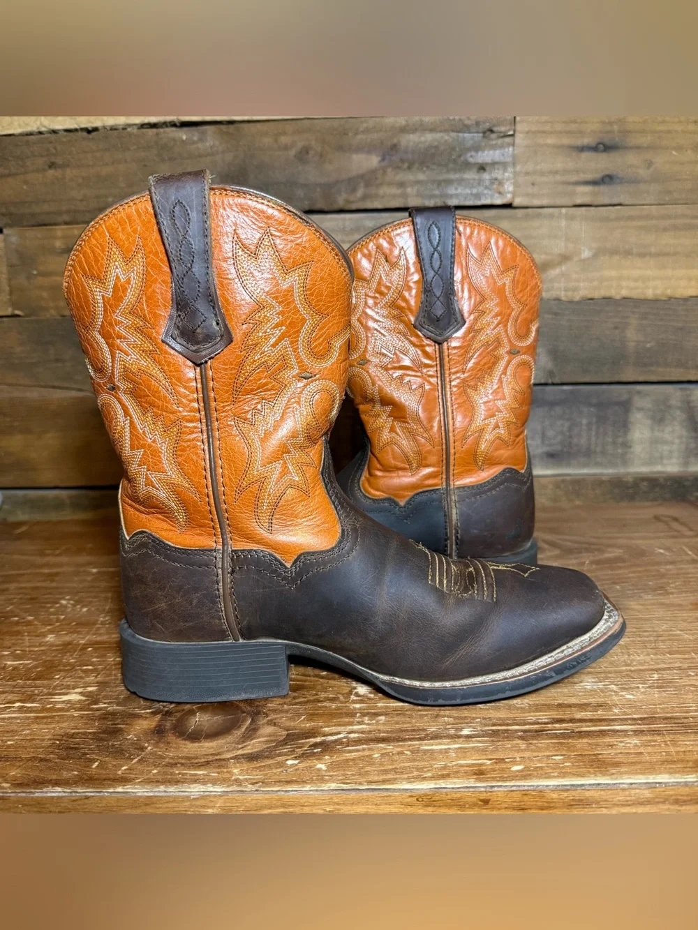 Ariat Kids Leather Cowboy Western Boots  Orange and Brown Sz 2 Style 10016227